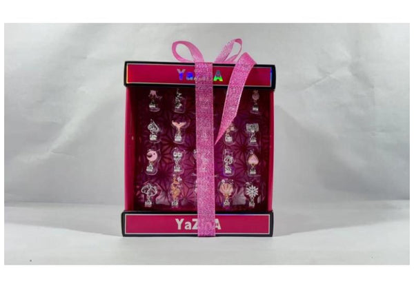 Girls Yazma Deluxe Charm Set, Exquisite DIY jewelry cake box