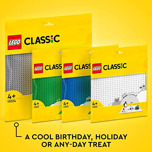 LEGO Classic Green Baseplate, Square 32x32 Stud Foundation to Build, Play, and Display Brick Creations, Great for Grassy Nature Landscapes, 11023