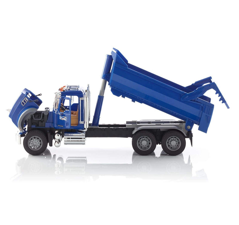 Bruder MACK Granite Halfpipe Dump Truck