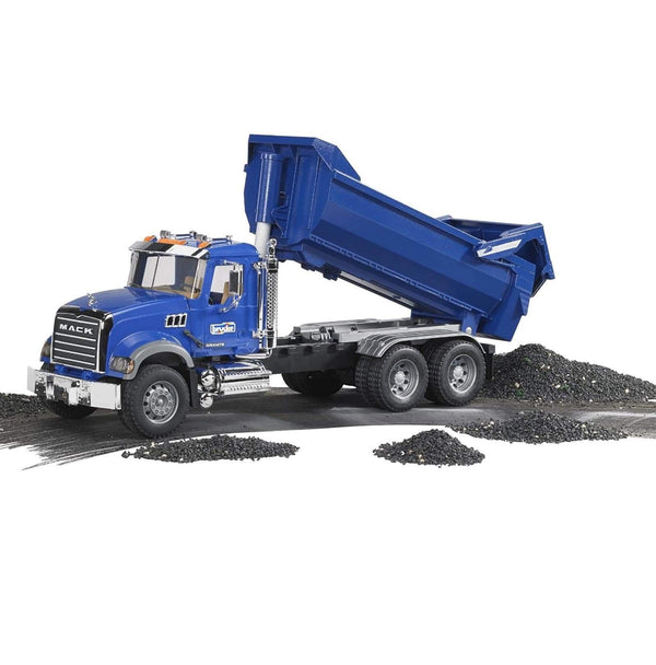 Bruder MACK Granite Halfpipe Dump Truck