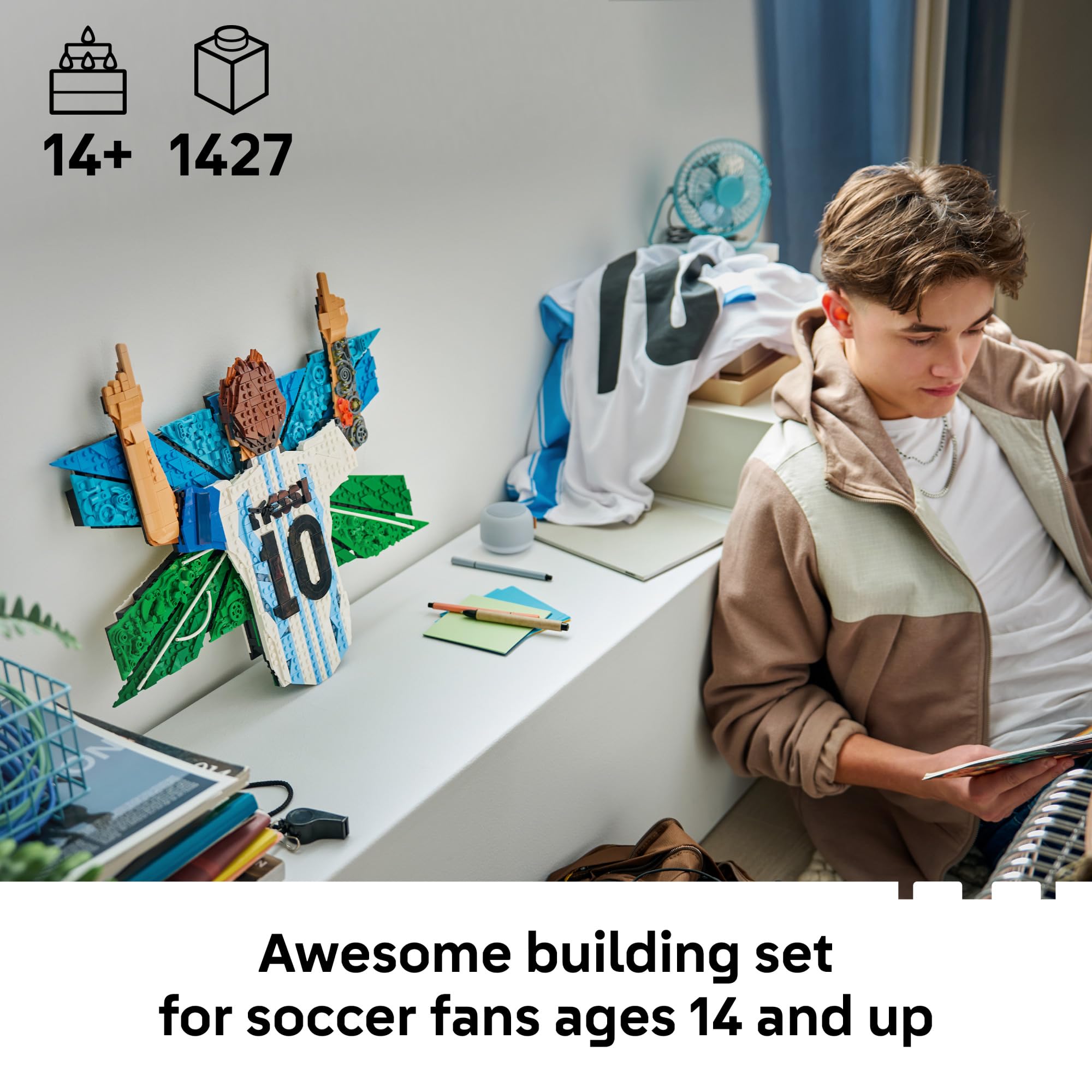 LEGO Editions Lionel Messi – Celebration - Building Set for Boys & Girls, Ages 14+ - Collectible Soccer Gift for Fans - Kids Bedroom or Shelf Decor - 43018
