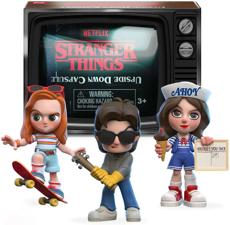 Stranger Things Upside Down Capsule Mystery Pack [1 RANDOM Figure, 7 Trading Cards & More!]