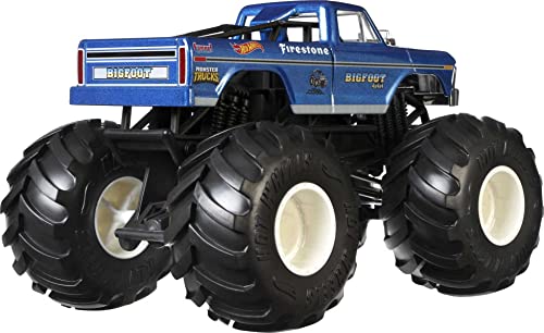 Hot Wheels Monster Trucks, Oversized Monster Truck Bigfoot, 1:24 Scale Die-Cast Toy Truck with Giant Wheels and Cool Designs