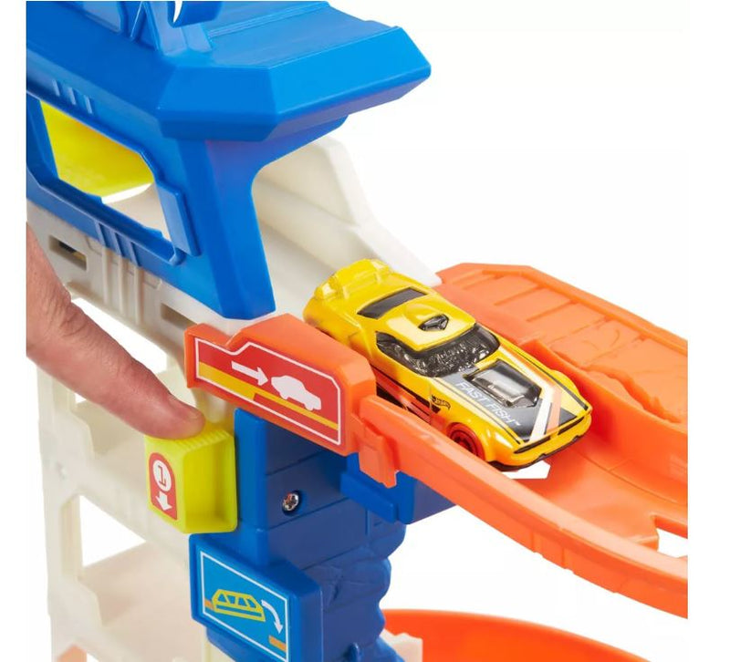 Hot Wheels Attacking Shark Escape Track set